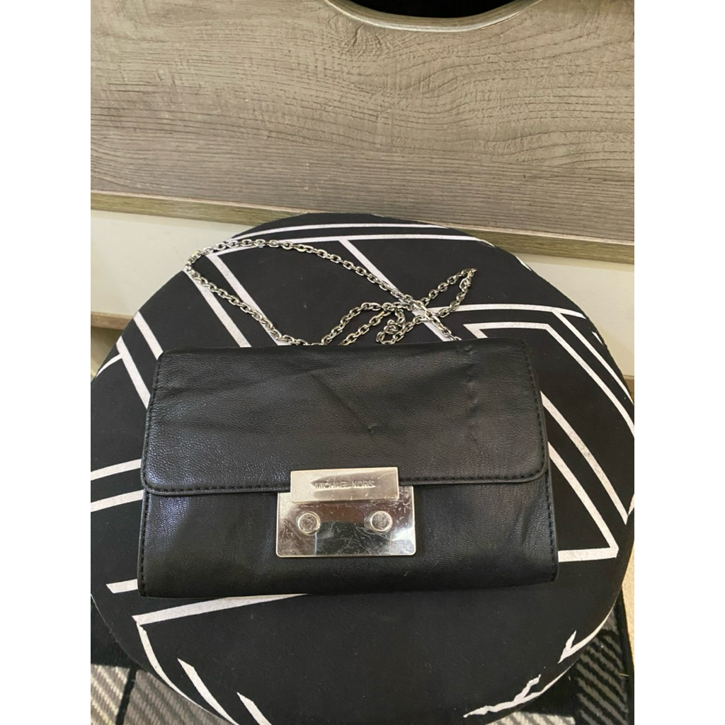 michael kors mini bag auth