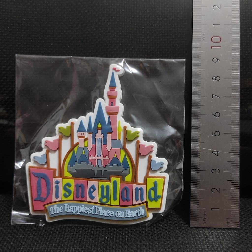 Souvenir Magnet Kulkas Tokyo Disney Resort Disneyland Castle Original Jepang