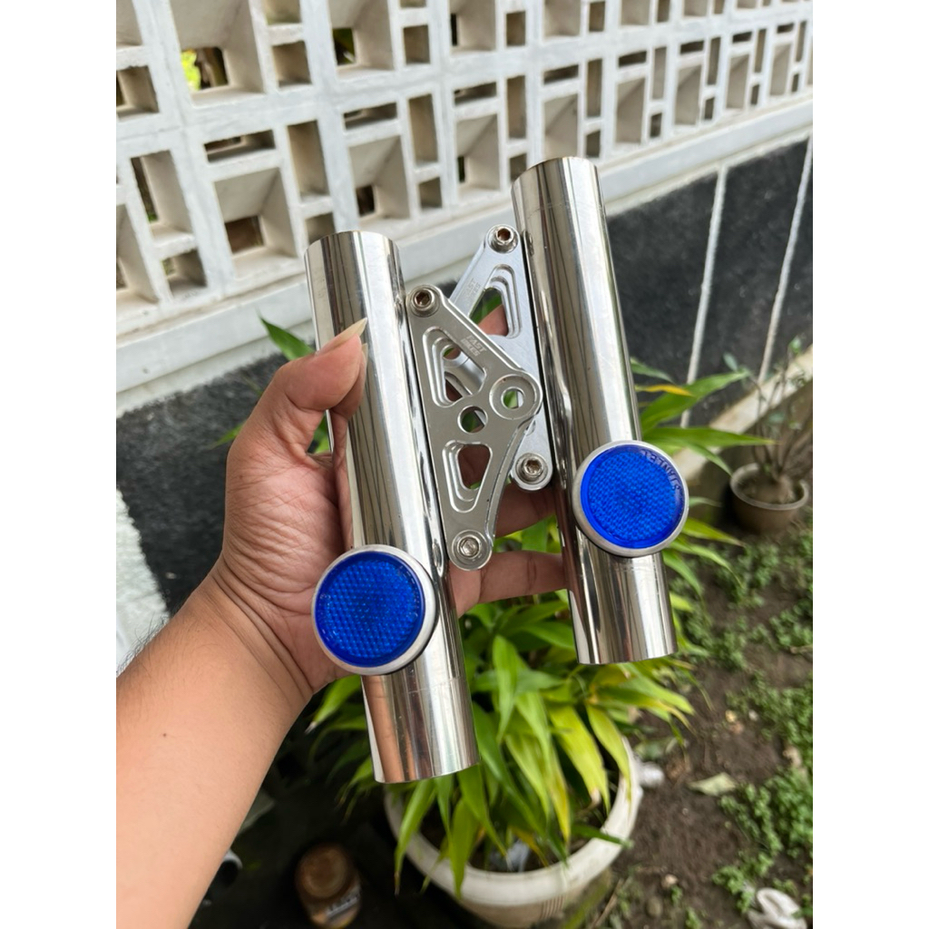 PANGKON LAMPU PNP SKOK NINJA DAN MEGAPRO TIGER