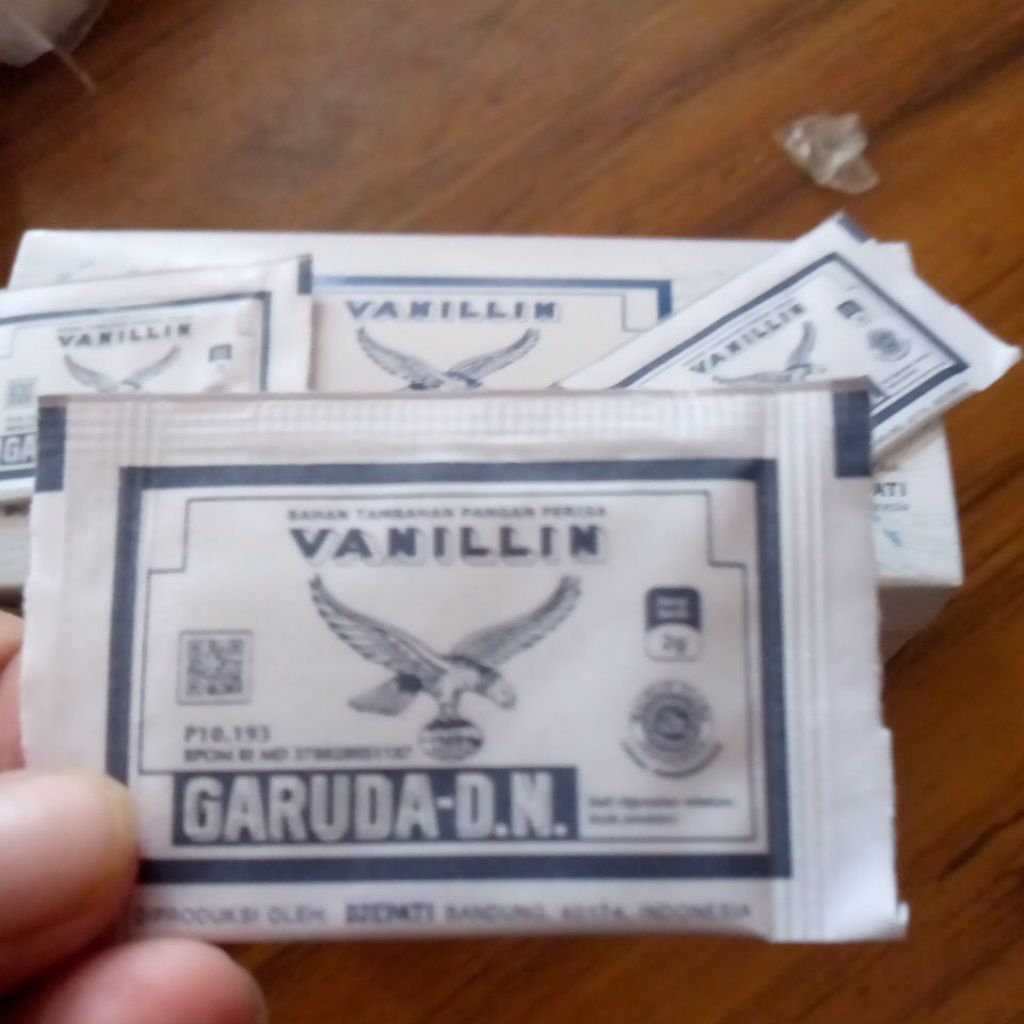

garuda dn vanilin vanili bubuk bahan tambahan pangan perisa vanilli kemasan sachet 2 gram