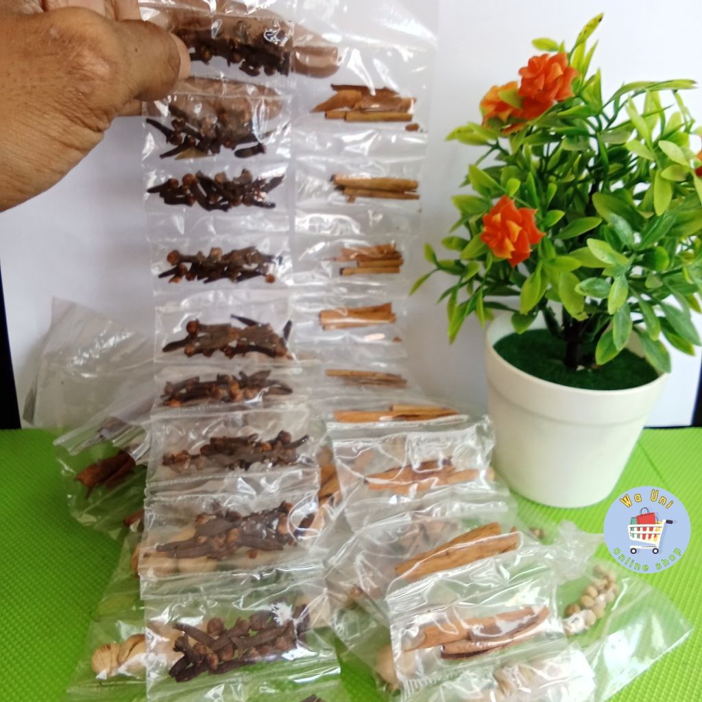 

bumbu dapur renceng 1 renceng isi 10 bungkus - bumbu rencengan - penyedap - herbal - rempah
