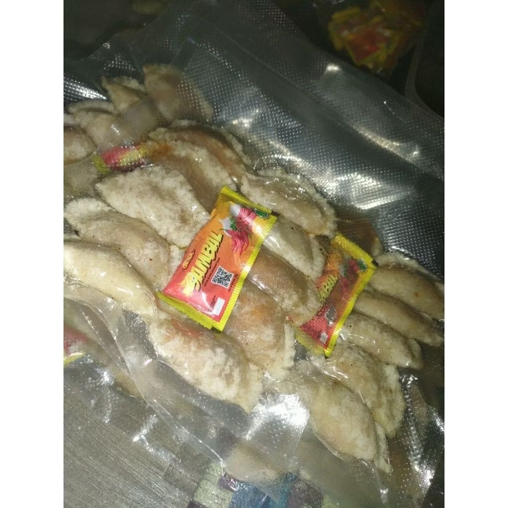 

CIRENG ISI AYAM SUWIR ORI SMALL ISI 10