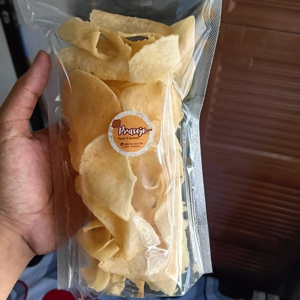 

Keripik Getuk Gurih Asin 1 kg 500 gr Enak Khas Borobudur Ketela Asli Food Snack Kripik Singkong Goreng Kerupuk
