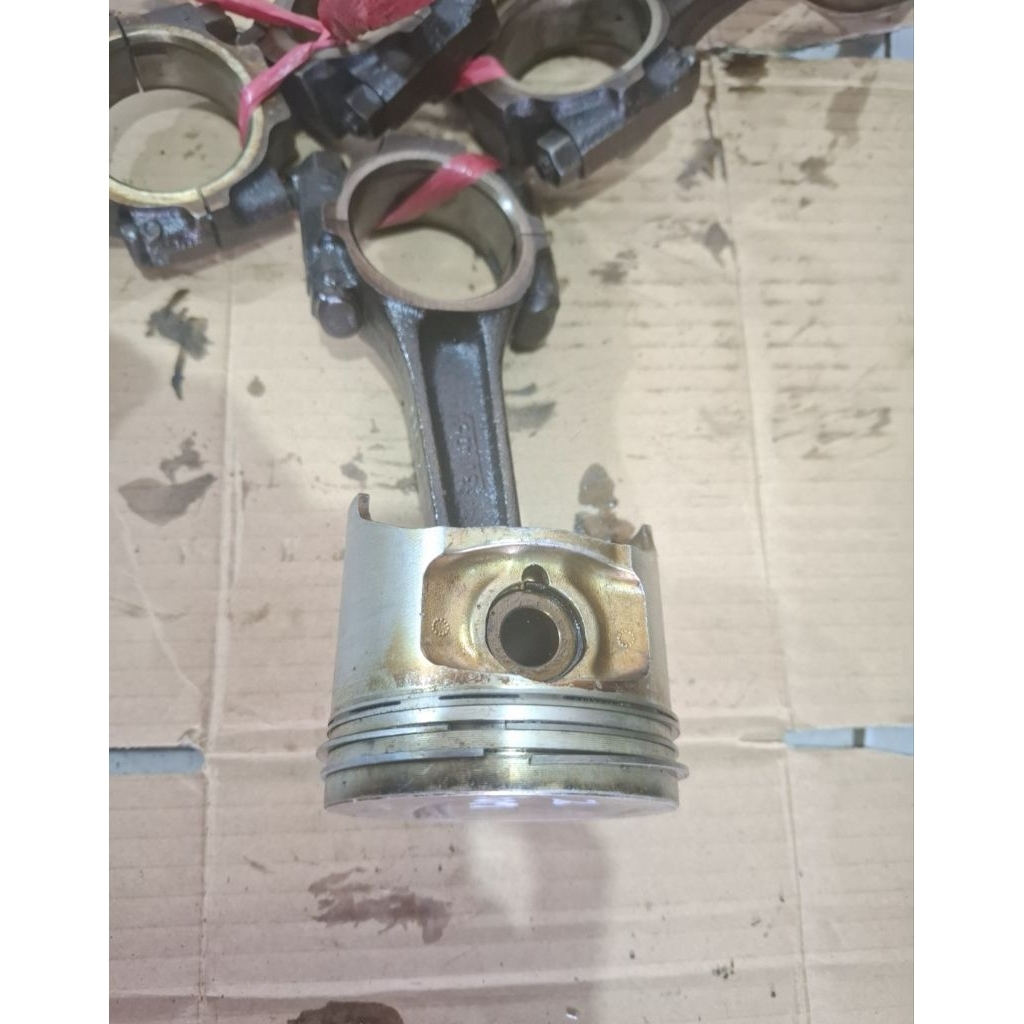 seher piston ring batang stang piston FIAT uno 2