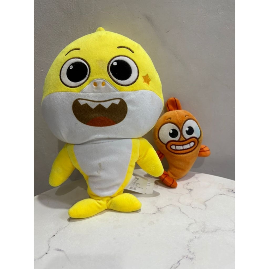 Preloved Baby Sharks Big Show Sing & Swing Baby