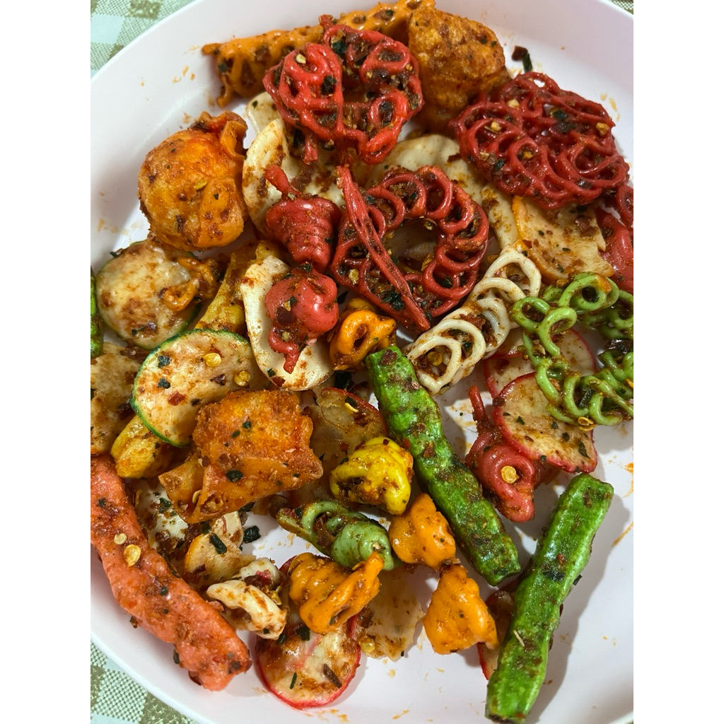 

KERUPUK KERIPIK BASRENG SEBLAK CAMPUR MIX PEDAS KENCUR 250 gr