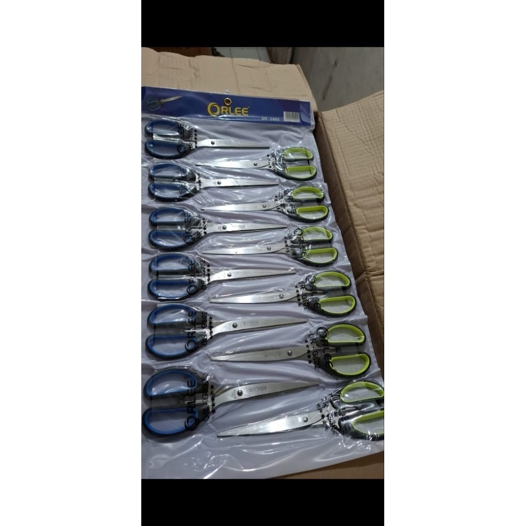

(1LSN/12PCS) Scissors / Gunting Besar 8inch