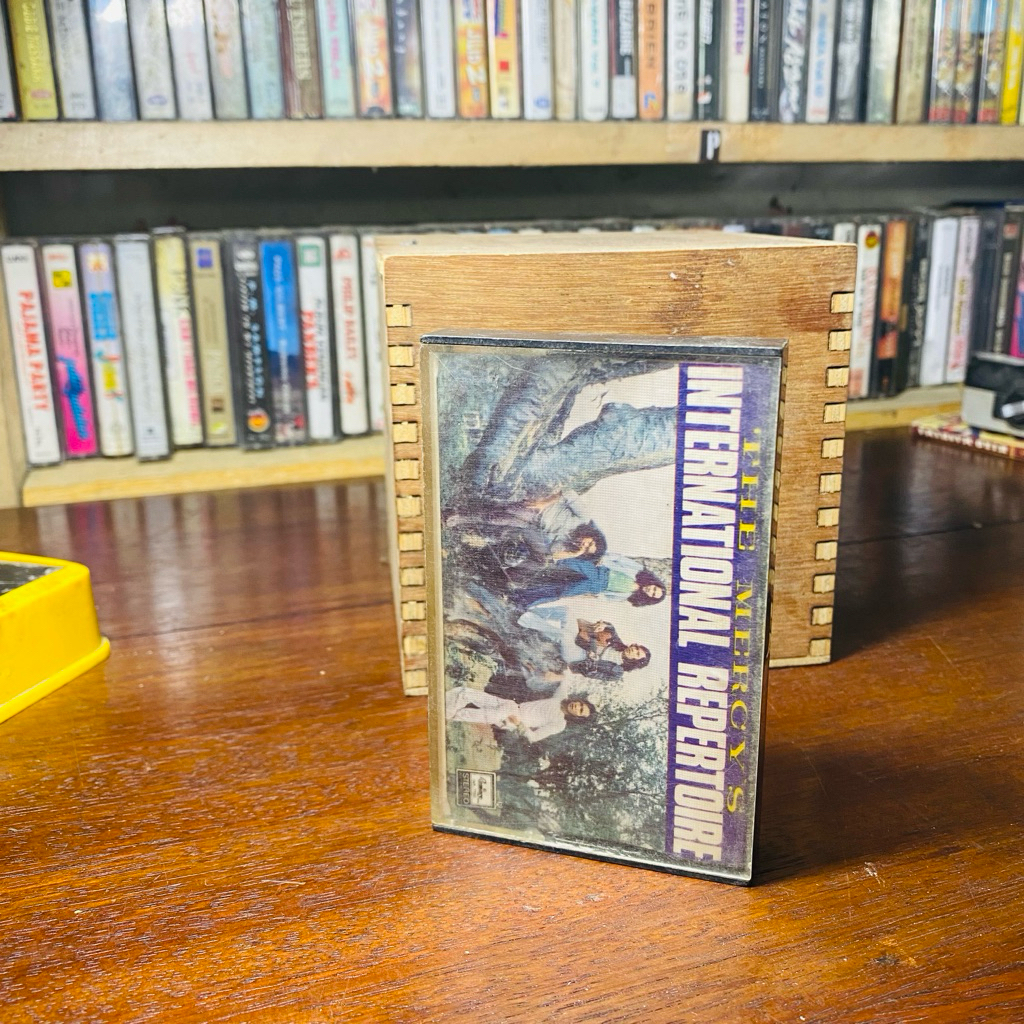 KASET PITA THE MERCY'S - INTERNATIONAL REPERTOIRE