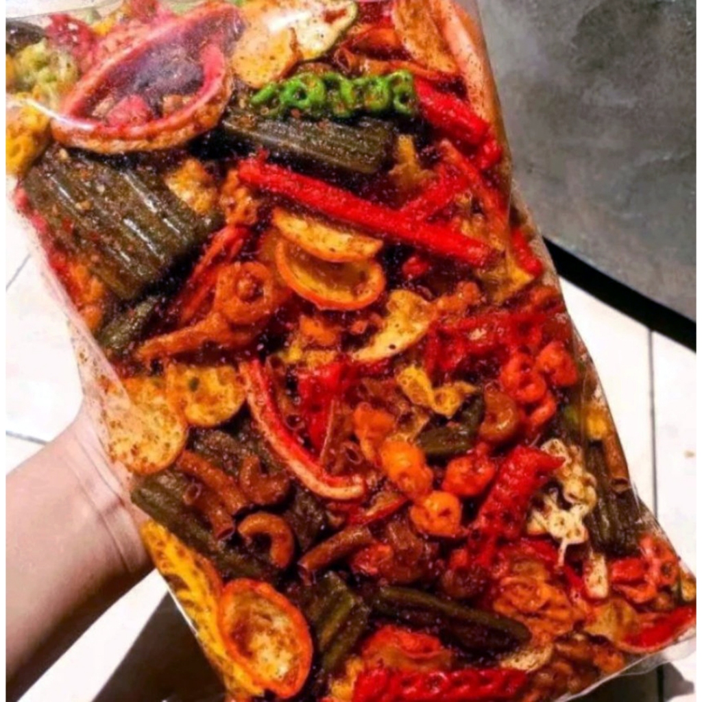 

Classica2106 Kerupuk Seblak Mix Cemilan Pedas Daun Jeruk