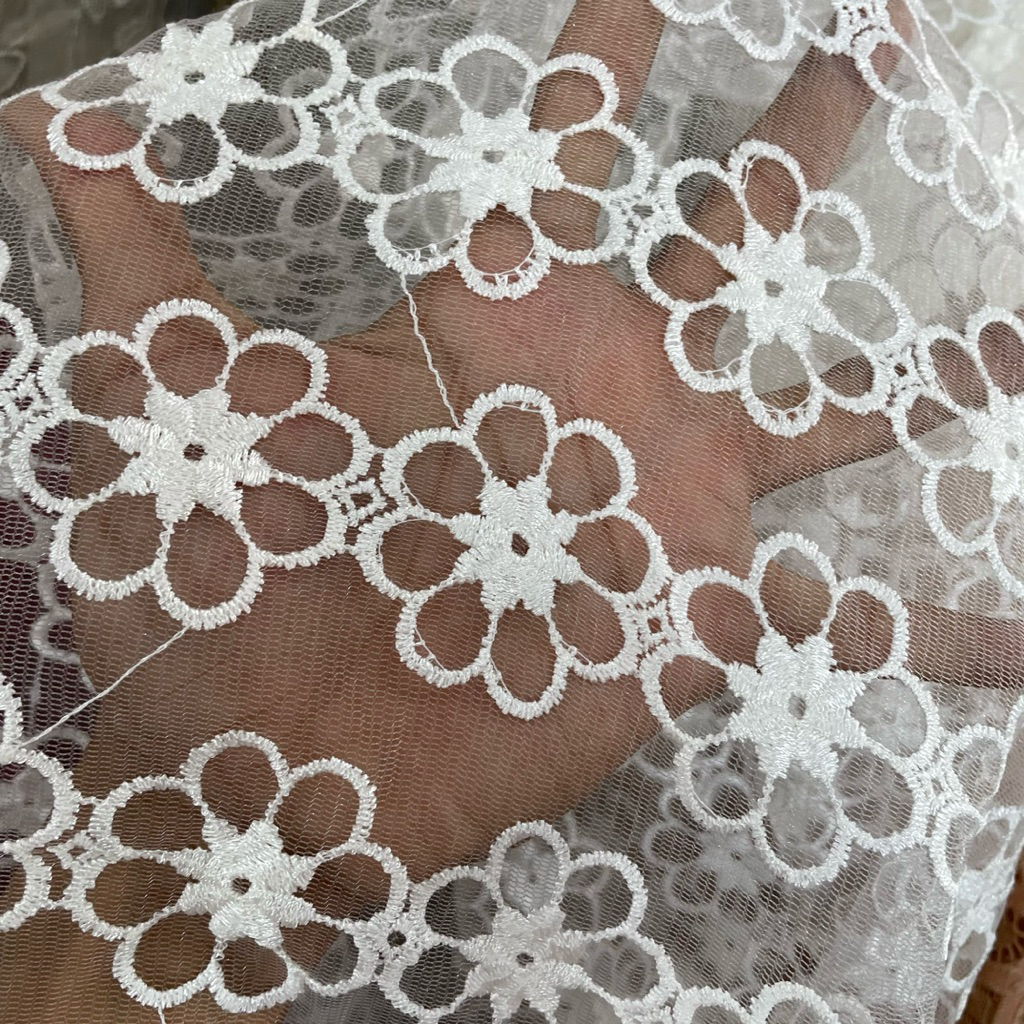 kain tulle bordir - kain tille bordir motif bunga premium - kain tille warna putih bersih adk