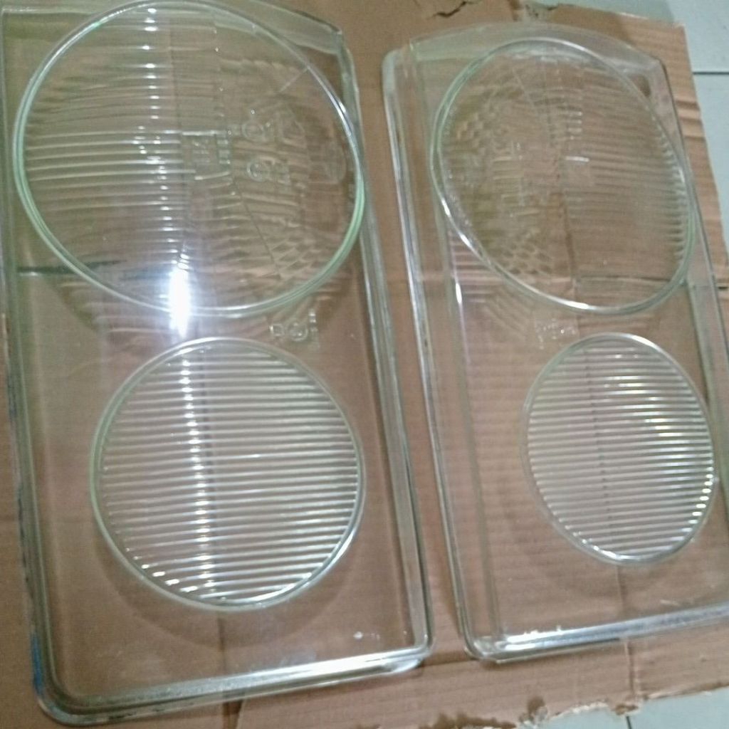 kaca headlamp kaca lampu depan Mercedes TIGER W123 W124 american stell kanan dan kiri merek HELLA GE