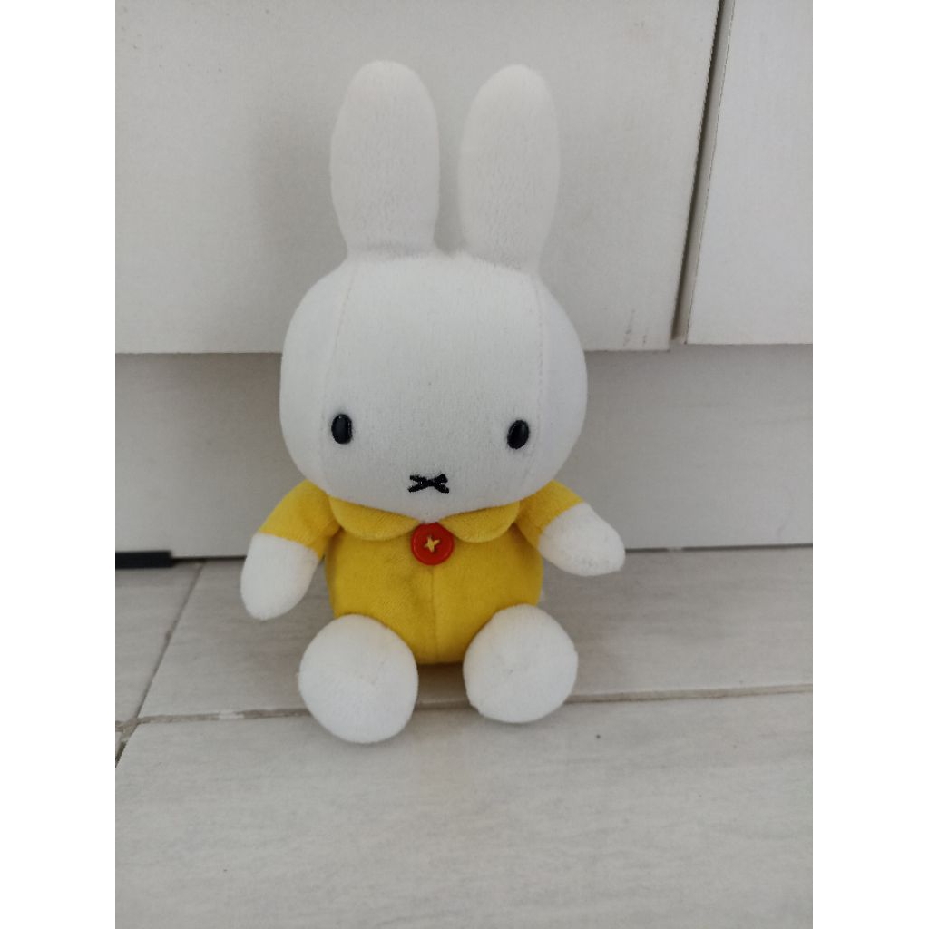 boneka kecil miffy (kolpri)