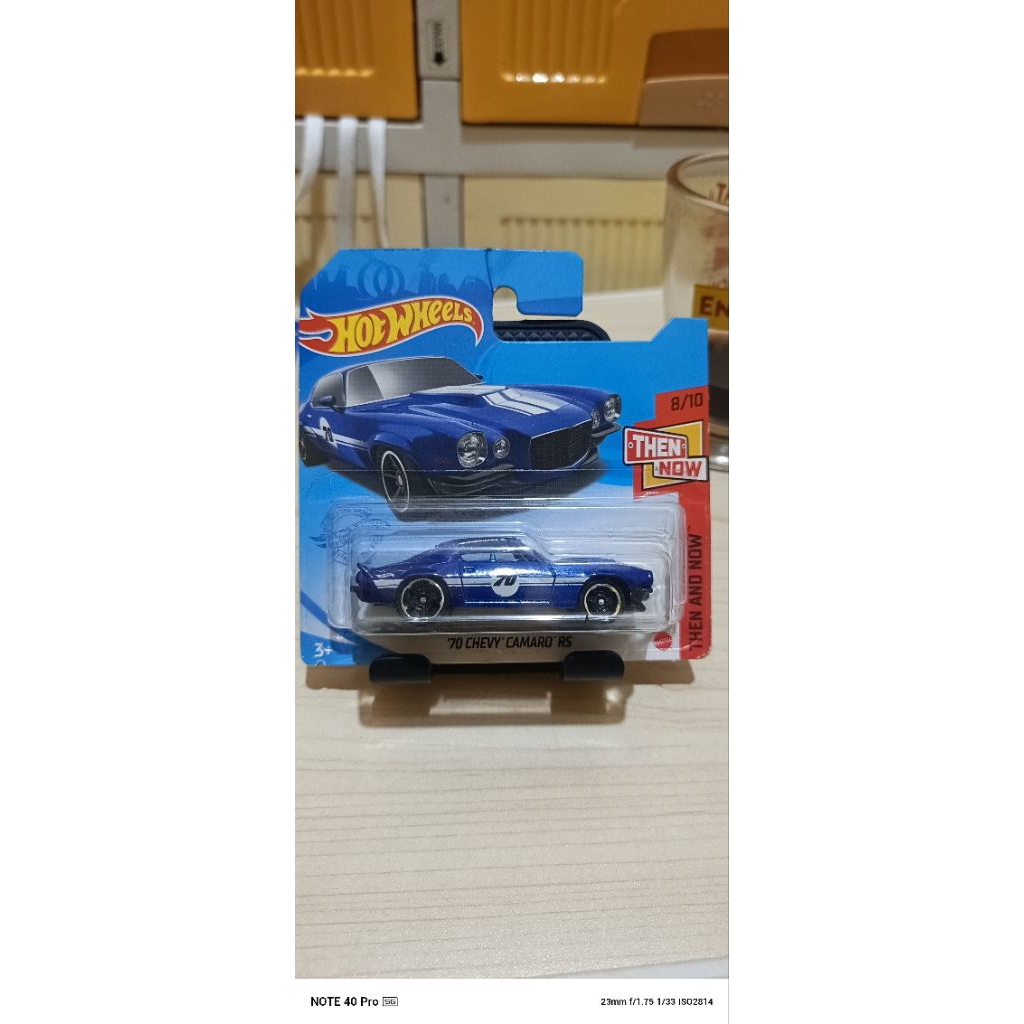 hotwheels 70 chevy Camaro rs