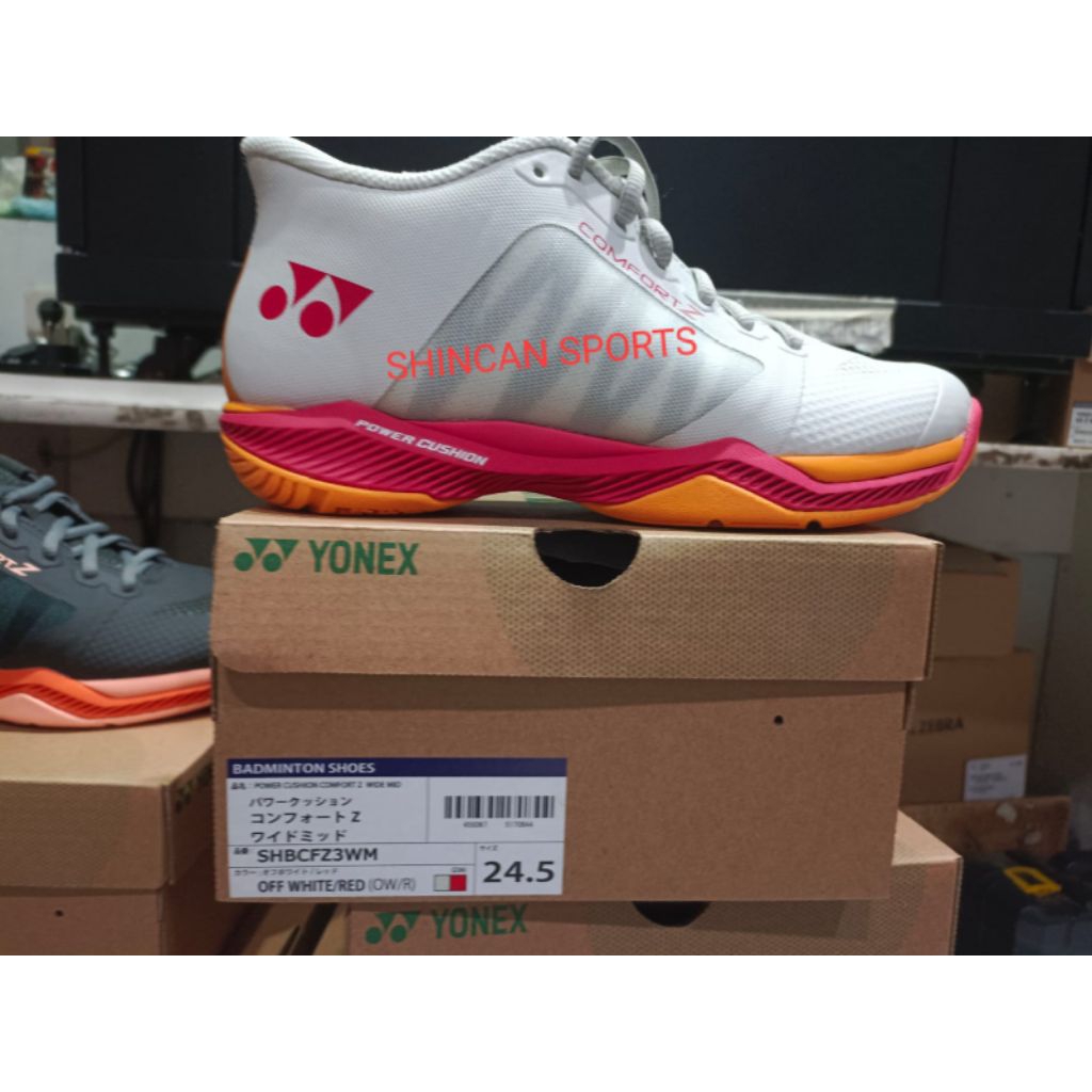 SEPATU BADMINTON YONEX SHB COMFORT Z3