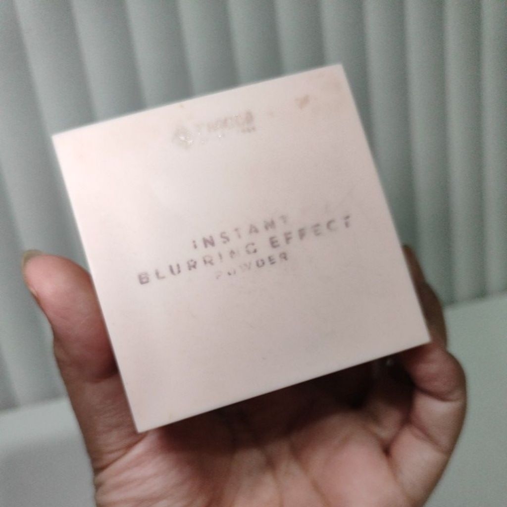 Raecca powder Shade Dazzling