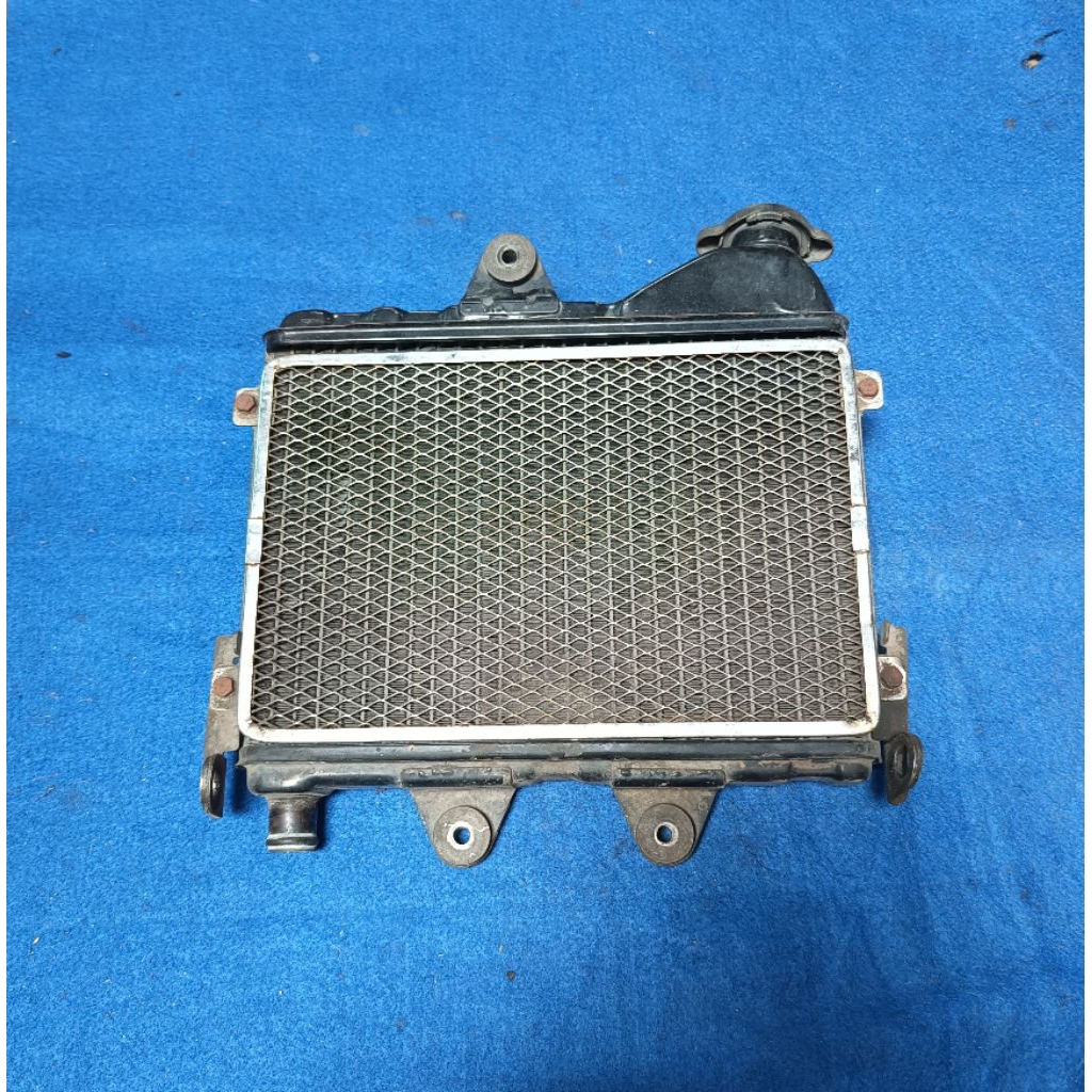 Radiator Ninja R Original Radiator Pendingin mesin Kawasaki Ninja 150 R Ori