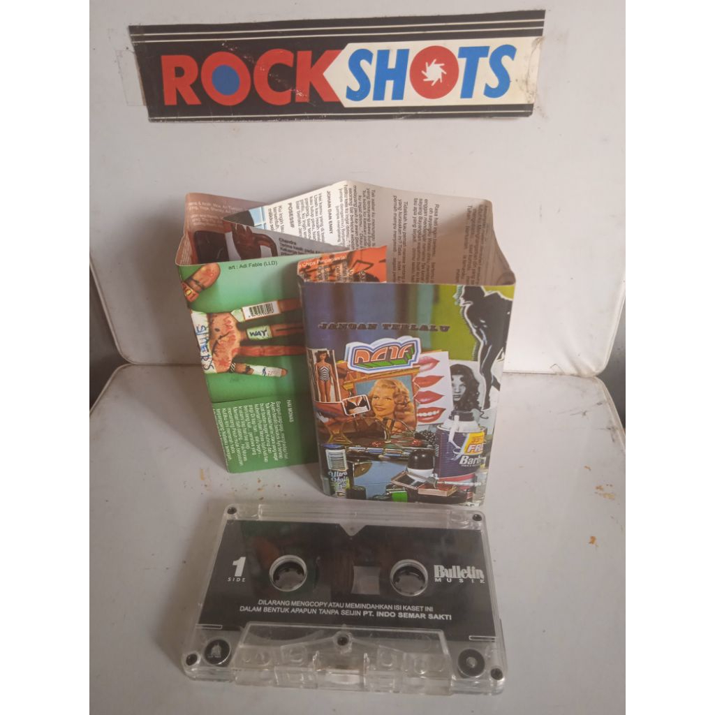 kaset pita naif jangan terlalu