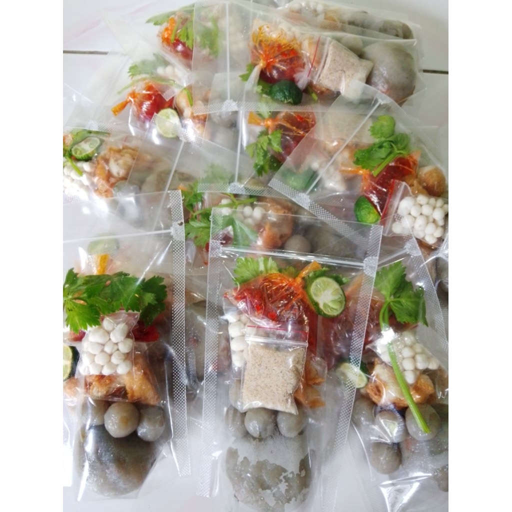 

Paket hemat baso aci 10 bungkus/ free 1 bungkus