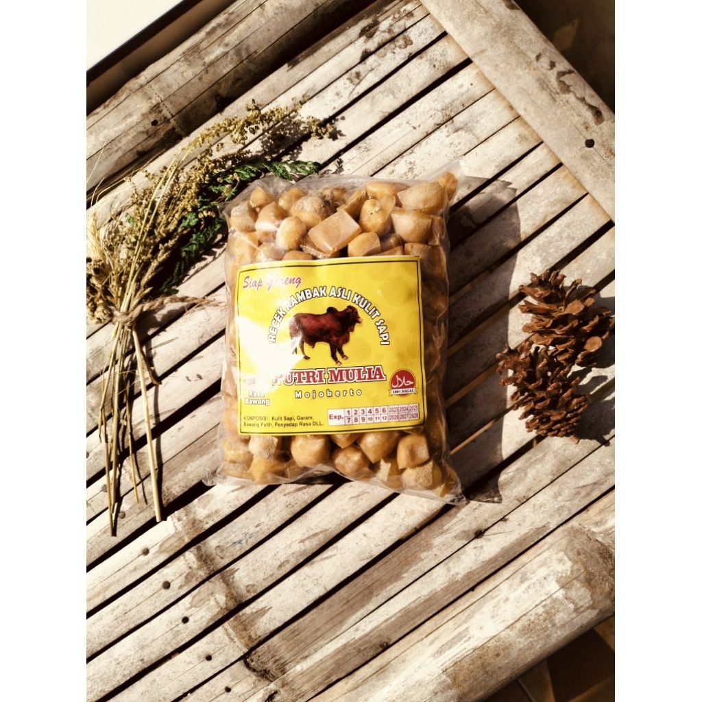 

Kerupuk Kulit Sapi Rambak Asli Aneka Rasa Super Renyah 500gr Mentah kotak