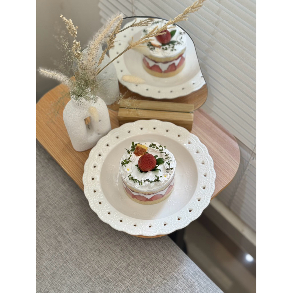

MINI STRAWBERRY SHORTCAKE | 10 CM | READY | TIDAK PO