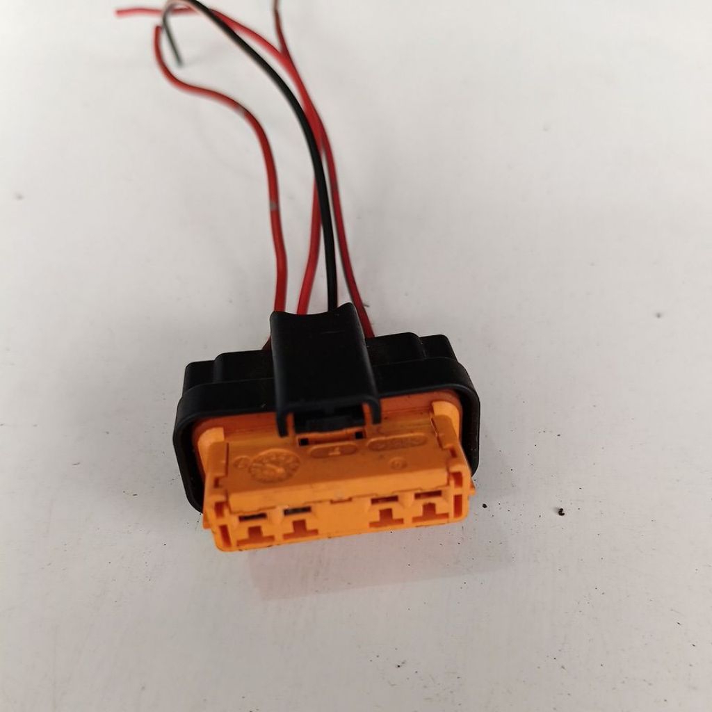 soket pin 4 Original Renault Laguna Kwid Triber Kiger Clio Koleos Megane Sport RS R.S 2 kabel socket