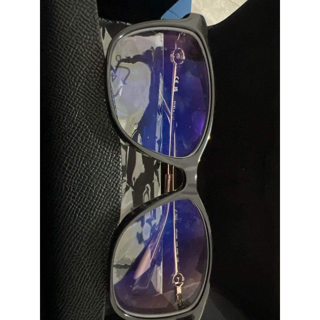 kacamata minus brand Furla