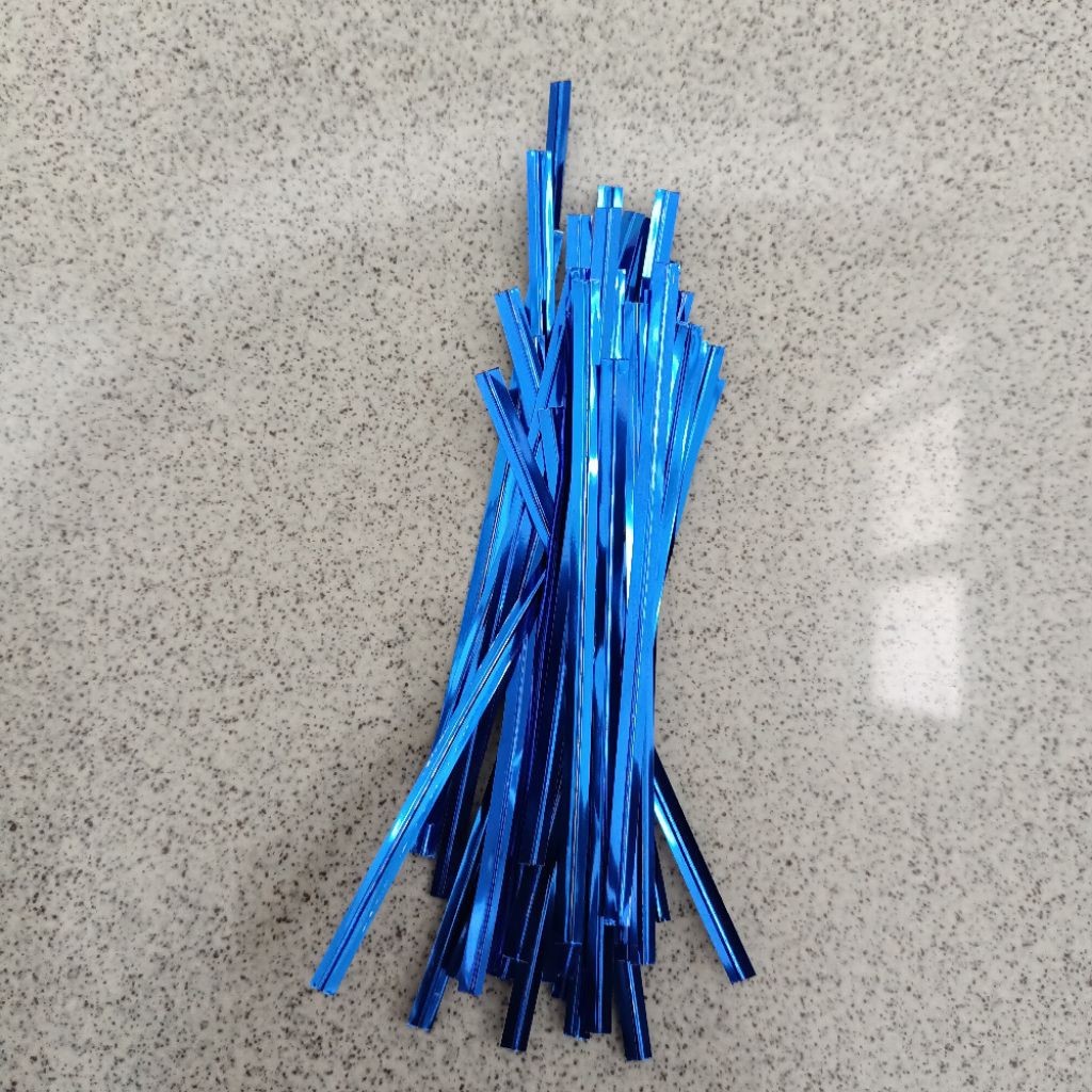

Hiasan souvenir pita kawat kado souvenir twist tie 500 biji