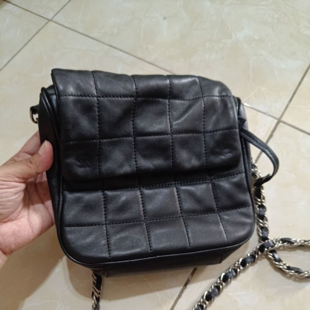 Sling kulit asli merk KH Design preloved