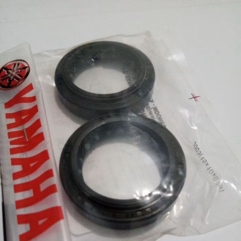 SIL AS SOK DEPAN MOTOR-SIL SOK MOTOR  SEAL SOK DEPAN VIXION-SCORPIO (YMH) (isi 10pc)