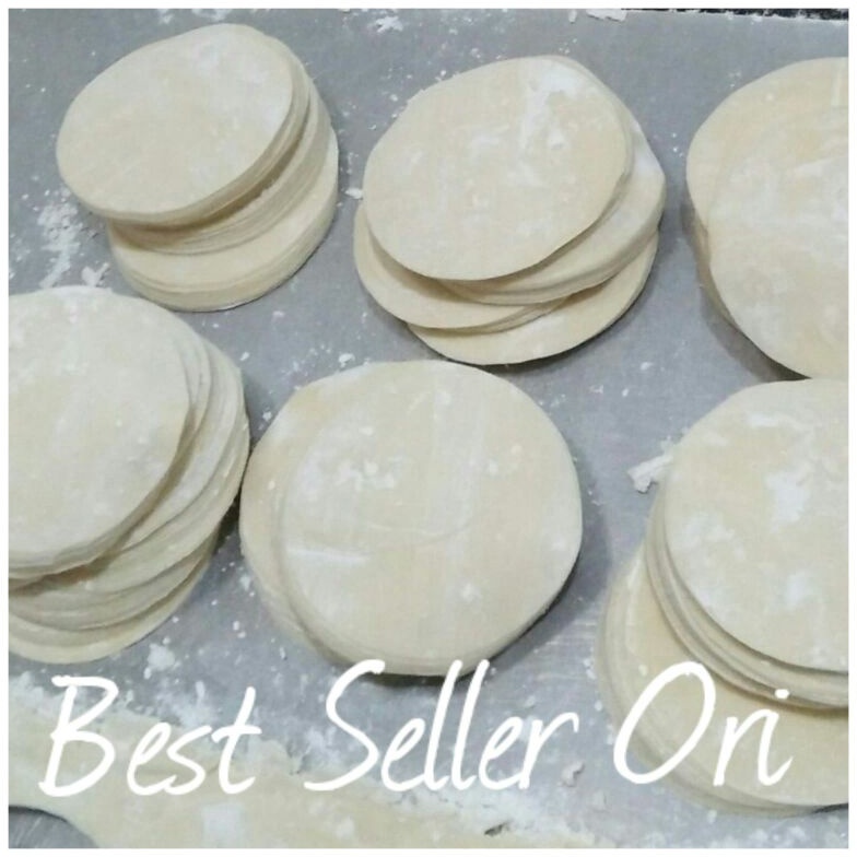 

Memang Keren Kulit Dimsum Original Putih Tipis Lentur Halal