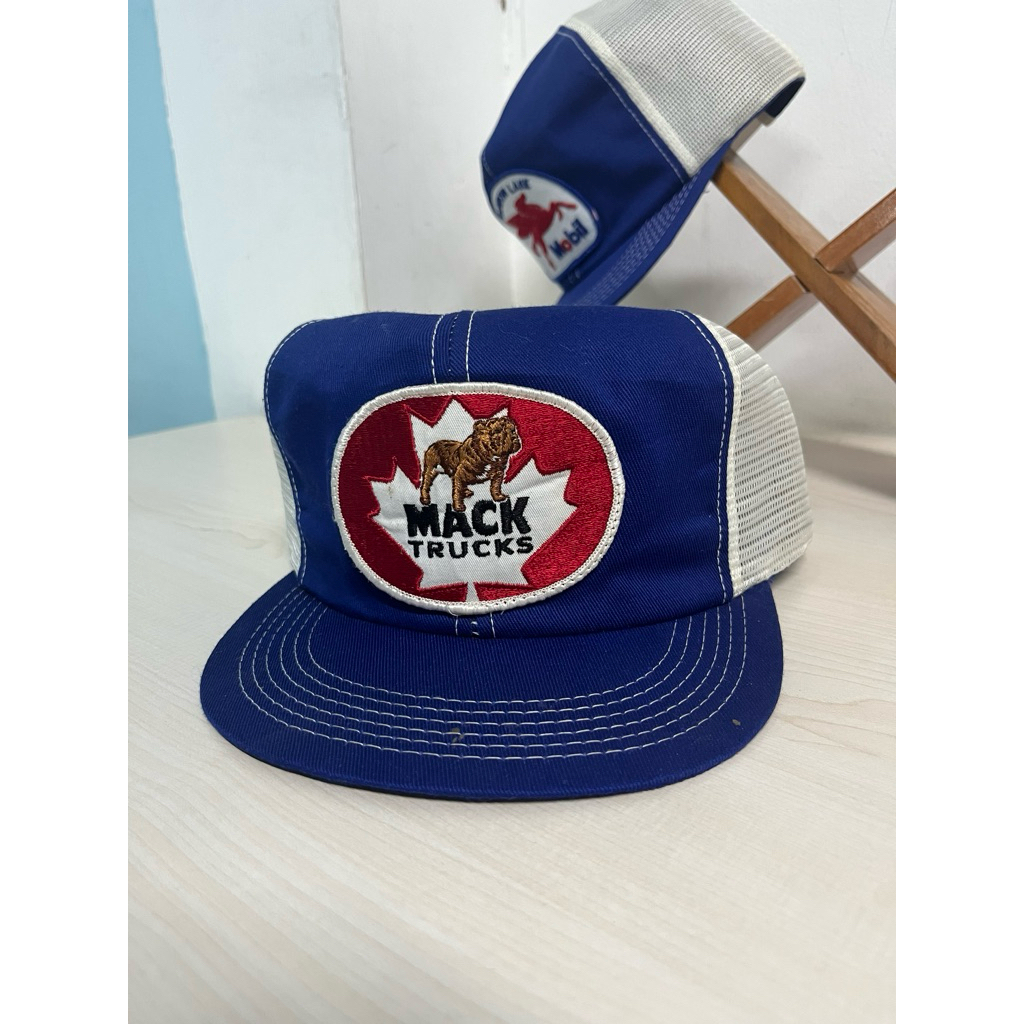 topi mack truck