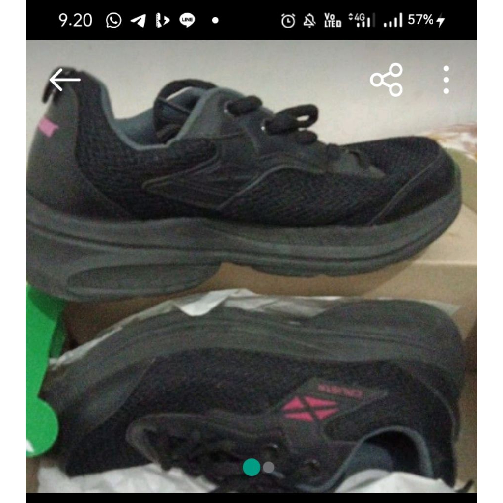 sepatu sekolah Preloved