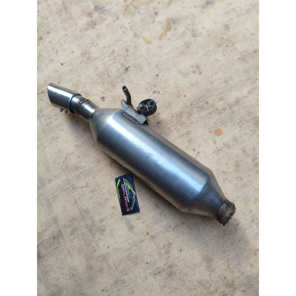 knalpot standar mobil toyota yaris JOKER original.