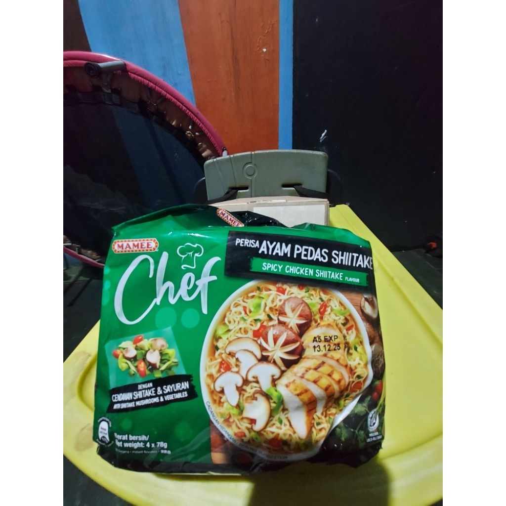 

Mamee Chef Ayam Pedas Shiitake isi 4 ( 4x78gr ) Mie Mamee Chef Spicy Chicken Shiitake