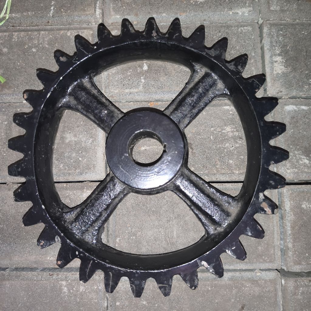 gear gigi molen press bata merah ukuran 30 kasar 32 mata