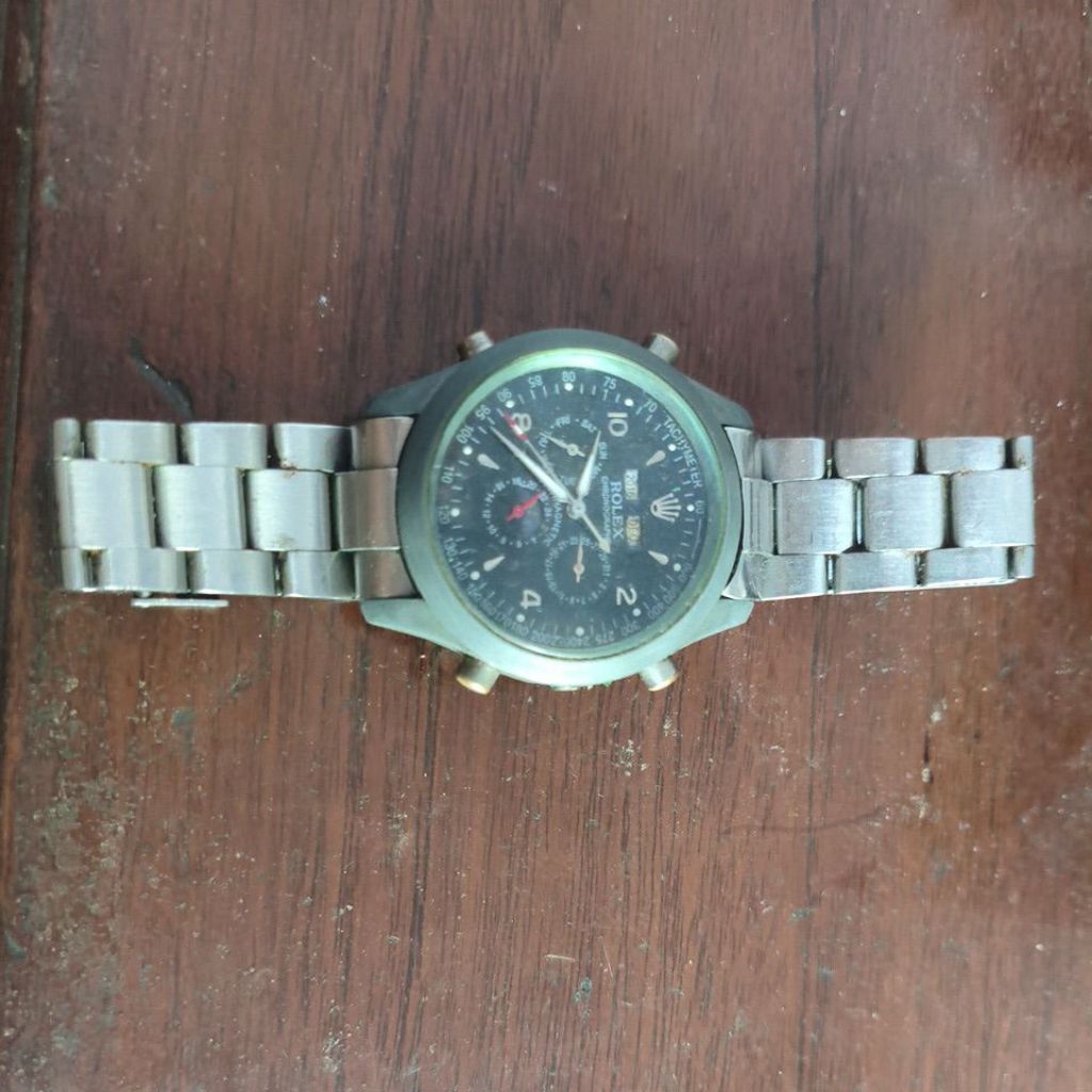 Jam tangan Rolex second