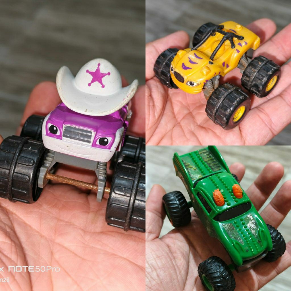 BANYAK MODEL MOTIF MAINAN DIECAST DIE CAST RODA BESAR OFF ROAD MONSTER JAM TRUK TRUCK HIU SHARK MERA