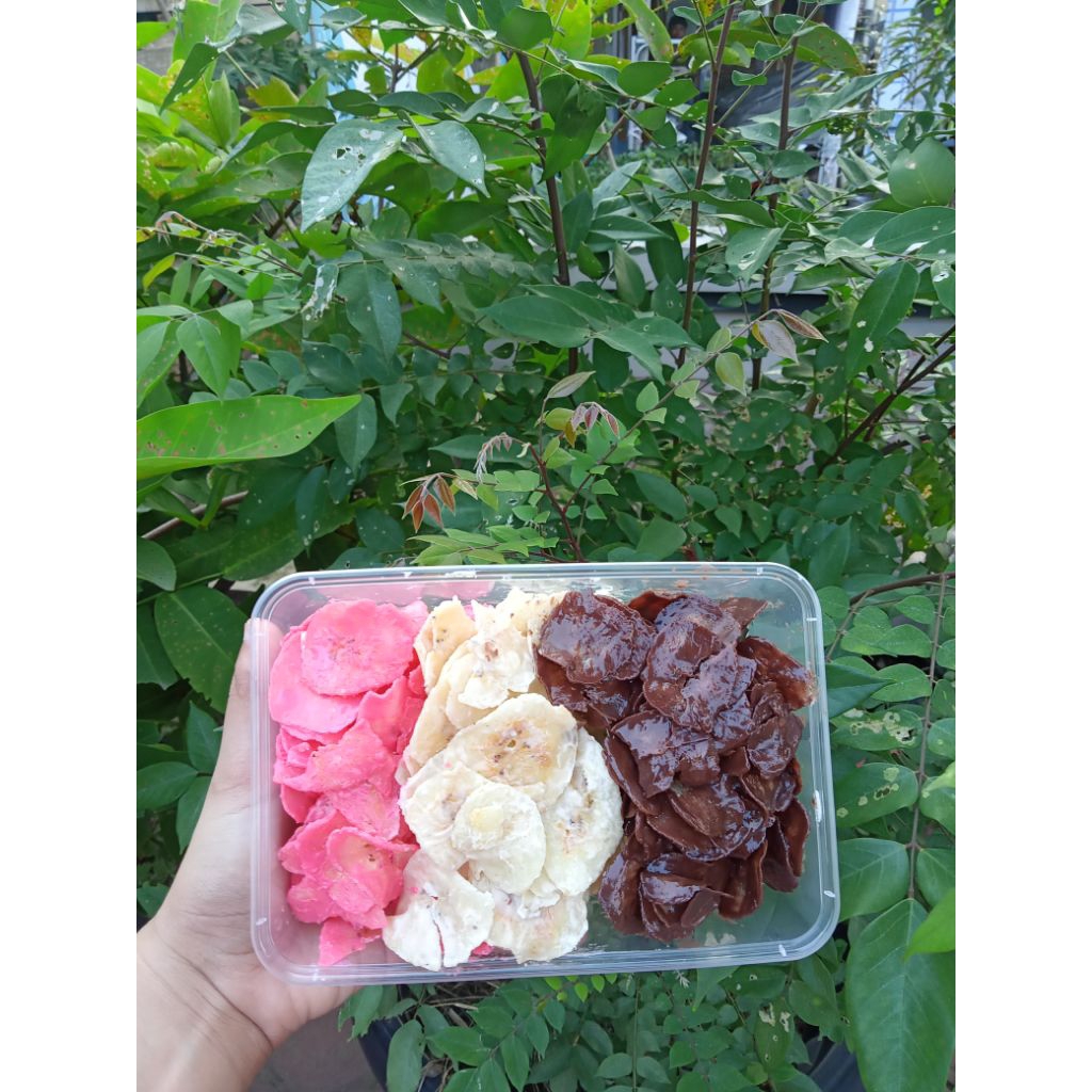 

kripik pisang lumer varian mix strawberry tiramisu coklat 500 ml/ 150 gram