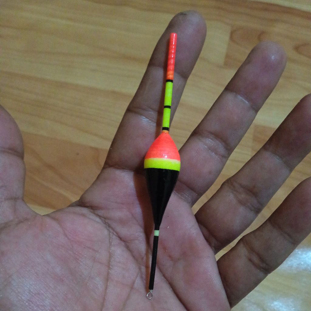 10 cm pelampung anti badai