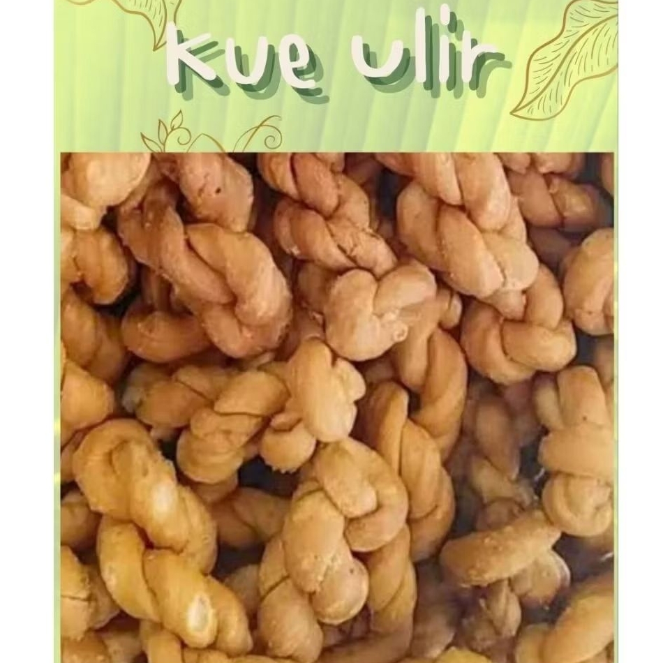 

kue Ulir/kue tambang/kue untir-untir/kue colok/camilan ringan/kue tradisional/makanan ringan/toko Rini Bakery/kue khas Indonesia