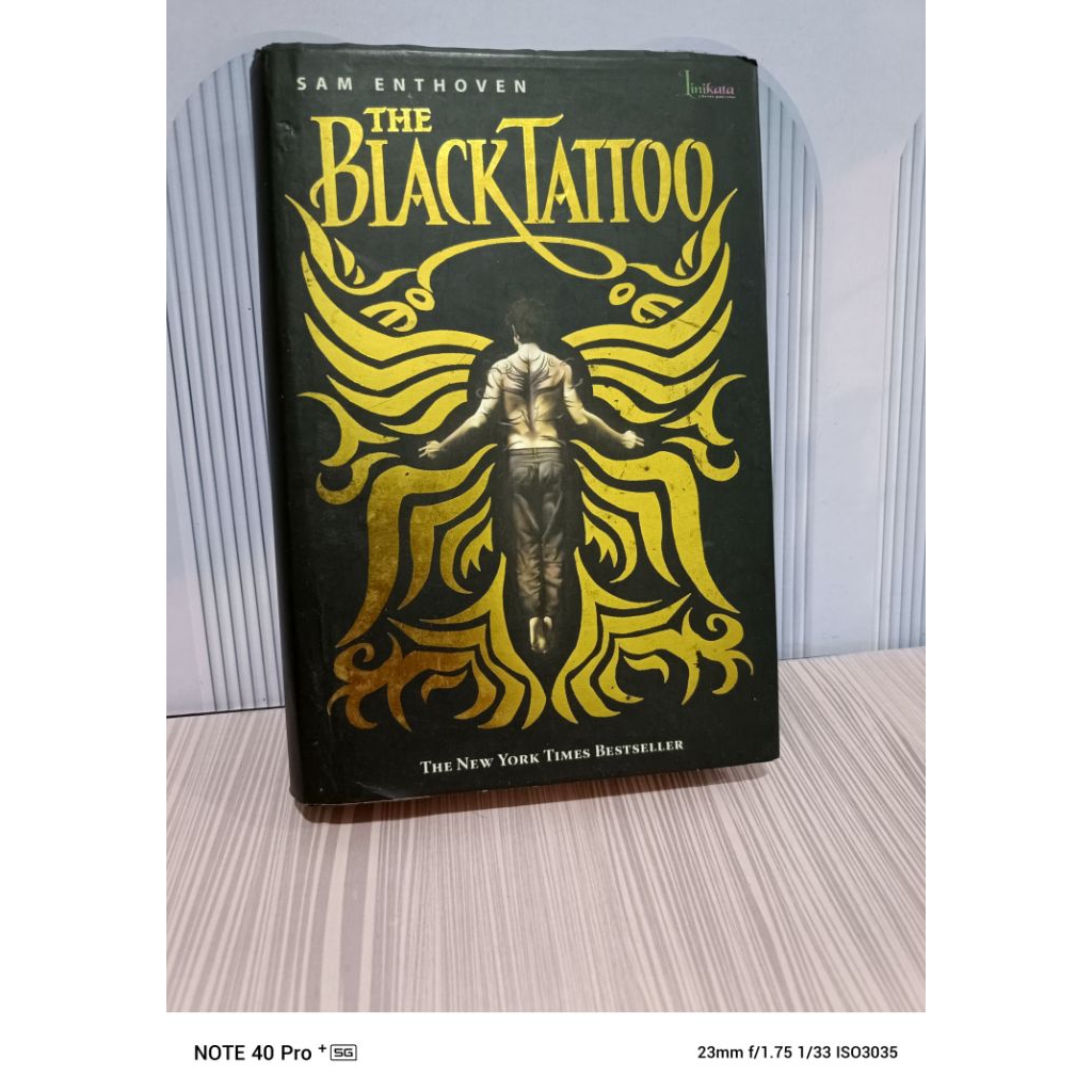 Novel Fantasi Black tatto Original Hardcover Preloved by sam Enthoven