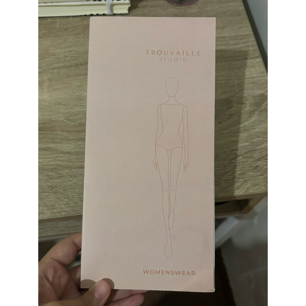 

SKETCHBOOK TROUVAILLE STUDIO