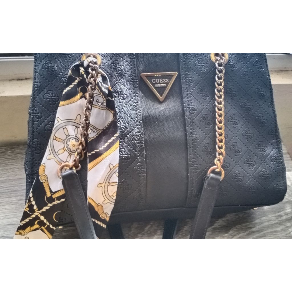 hand bag *gues5*