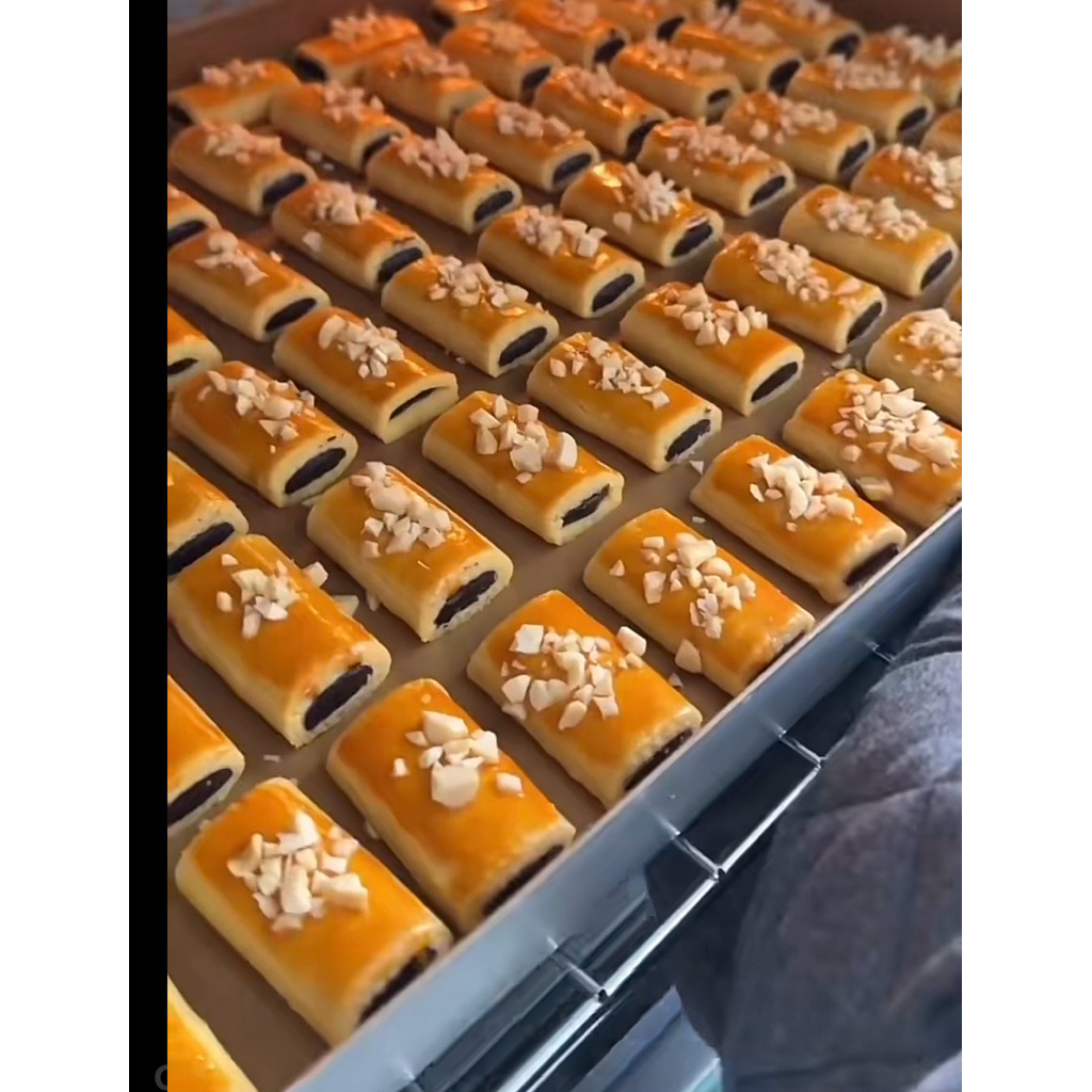 

Choco Chasew Stick Cookies halal 100%