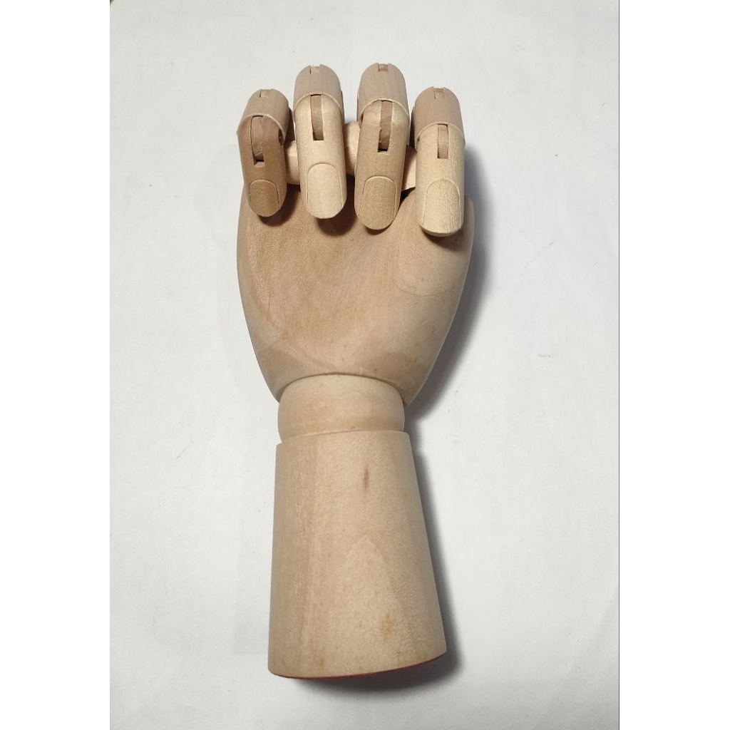 

manikin tangan kanan wanita