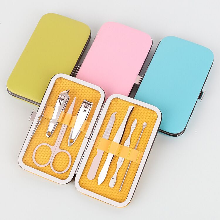 Menicure Pedicure Set 7 IN 1 / Manicure Pedicure Alat Gunting Kuku 7 in 1