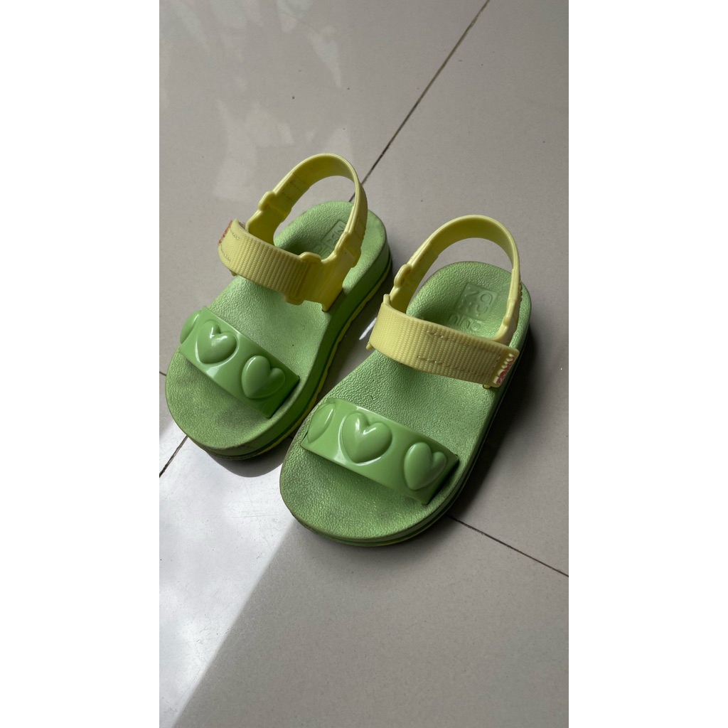Sandal Zaxy Kids Preloved