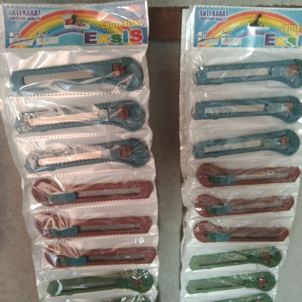 

Pisau Cutter murah - Cutter kadap