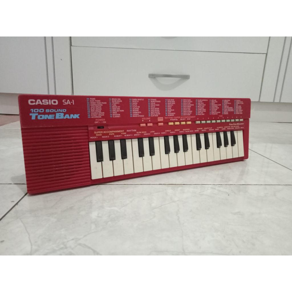 Piano CASIO SA1