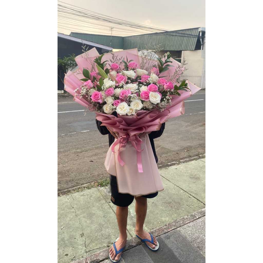 Bucket bunga/Buket bunga /Jual bucket bunga /Bucket bunga murah/Bucket bunga cantik /Bucket bunga se